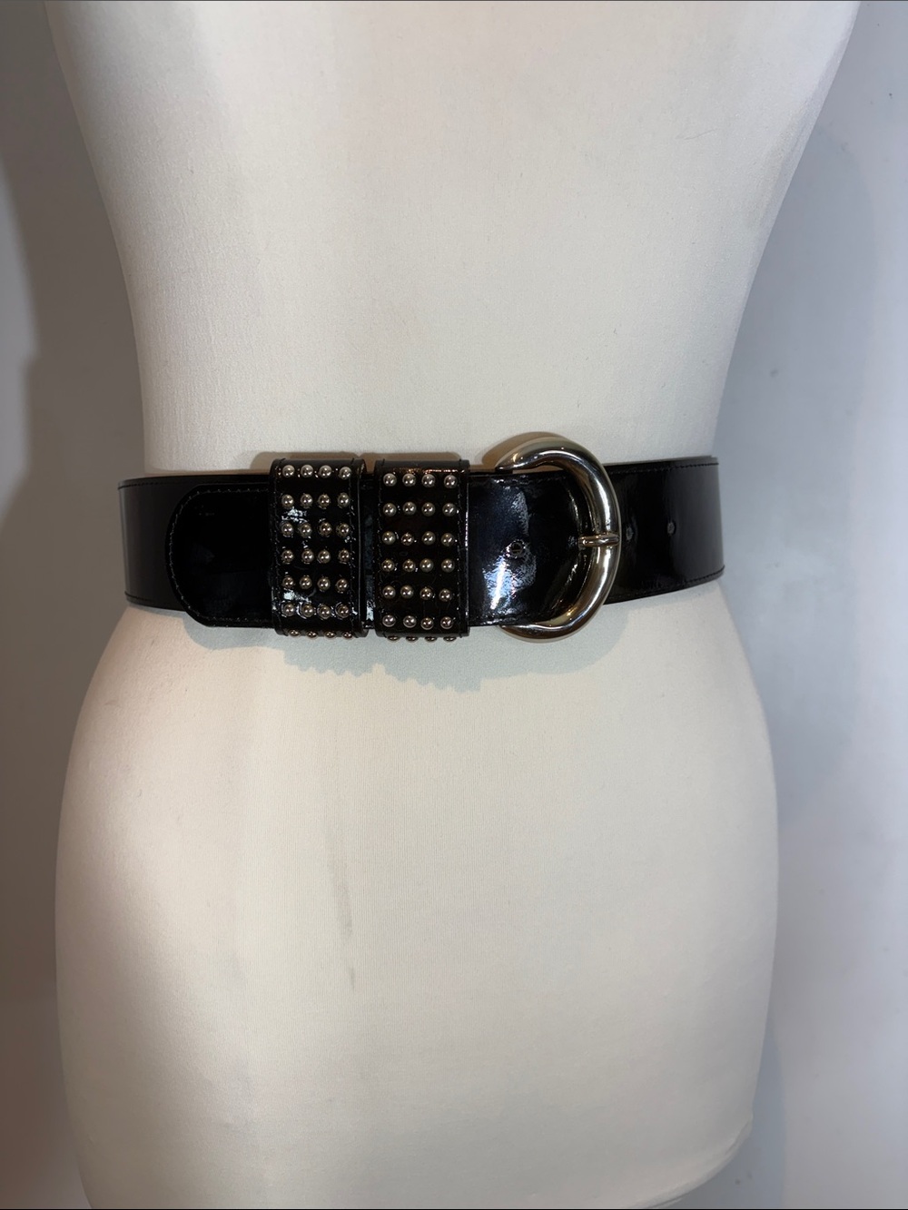 Punto Fibbia Made in Italy Patent Leather Studded Belt – XL